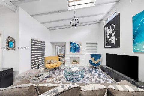 Купить виллу или дом в Майами, Флорида 4 спальни, 167.97м2, № 2189998 - фото 10