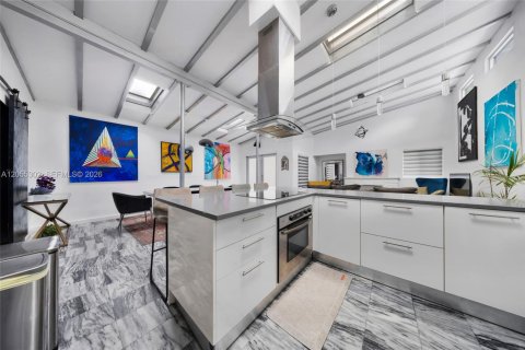 Купить виллу или дом в Майами, Флорида 4 спальни, 167.97м2, № 2189998 - фото 13