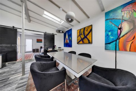 Купить виллу или дом в Майами, Флорида 4 спальни, 167.97м2, № 2189998 - фото 5