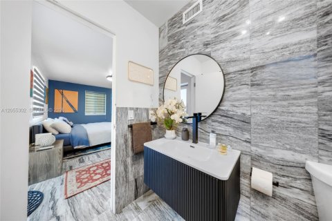 Купить виллу или дом в Майами, Флорида 4 спальни, 167.97м2, № 2189998 - фото 19