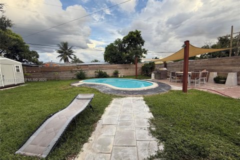 Villa ou maison à vendre à Miami Gardens, Floride: 4 chambres, 121.52 m2 № 2027791 - photo 19