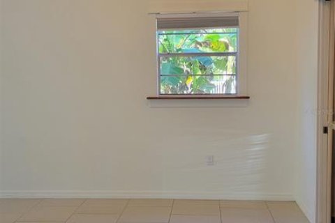 Casa en alquiler en Sarasota, Florida, 3 dormitorios, 149.85 m2 № 1551738 - foto 7