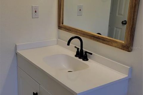 Casa en alquiler en Sarasota, Florida, 3 dormitorios, 149.85 m2 № 1551738 - foto 11