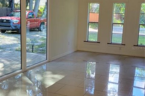 Casa en alquiler en Sarasota, Florida, 3 dormitorios, 149.85 m2 № 1551738 - foto 8