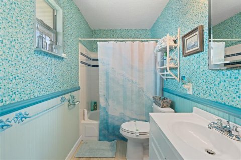 Propiedad comercial en venta en Bradenton Beach, Florida, 4 dormitorios, 156.26 m2 № 1884196 - foto 26