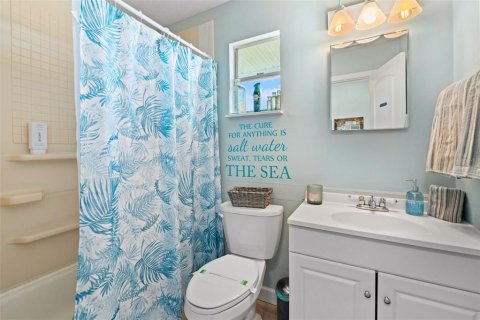 Propiedad comercial en venta en Bradenton Beach, Florida, 4 dormitorios, 156.26 m2 № 1884196 - foto 21