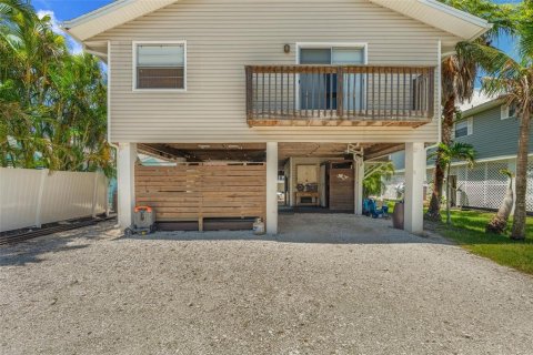 Propiedad comercial en venta en Bradenton Beach, Florida, 4 dormitorios, 156.26 m2 № 1884196 - foto 29