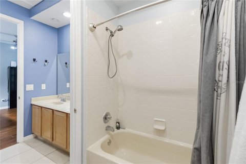 Adosado en venta en Orlando, Florida, 3 dormitorios, 188.5 m2 № 2150953 - foto 26