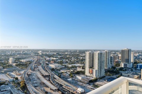 Condominio en venta en Miami, Florida, 2 dormitorios, 104.33 m2 № 2036025 - foto 21