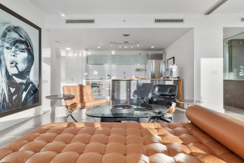 Condominio en venta en Miami, Florida, 2 dormitorios, 104.33 m2 № 2036025 - foto 12