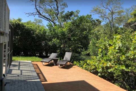 House in Longboat Key, Florida 3 bedrooms, 260.5 sq.m. № 1854137 - photo 6