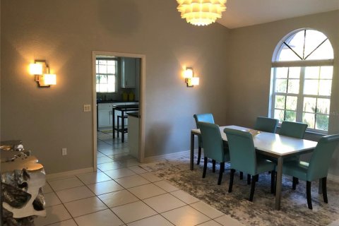 House in Longboat Key, Florida 3 bedrooms, 260.5 sq.m. № 1854137 - photo 13