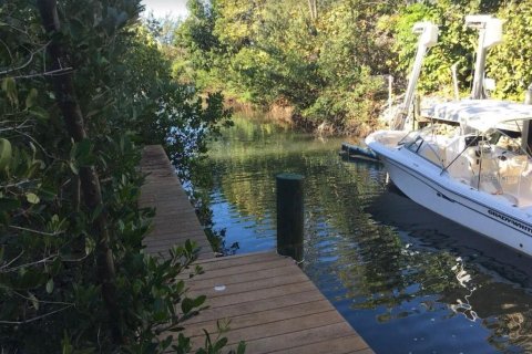 House in Longboat Key, Florida 3 bedrooms, 260.5 sq.m. № 1854137 - photo 7