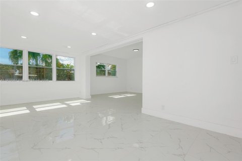 House in Fort Lauderdale, Florida 3 bedrooms № 1970412 - photo 22
