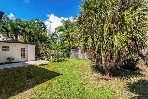 House in Fort Lauderdale, Florida 3 bedrooms № 1970412 - photo 25