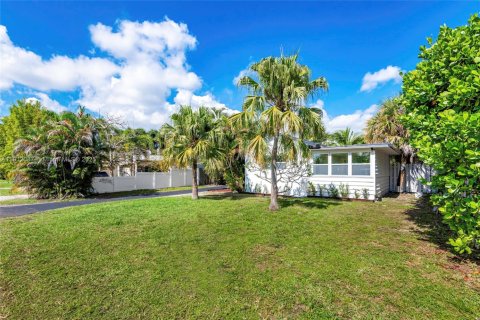 House in Fort Lauderdale, Florida 3 bedrooms № 1970412 - photo 28