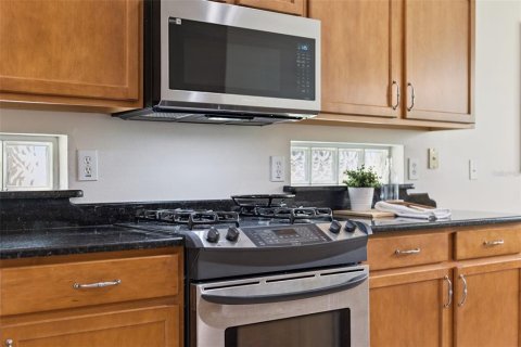 Купить виллу или дом в Деланд, Флорида 12 комнат, 173.08м2, № 2149039 - фото 13
