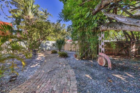 Casa en alquiler en Sarasota, Florida, 1 dormitorio, 83.61 m2 № 1910992 - foto 22