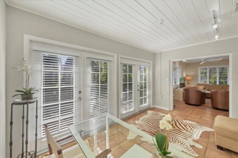 Casa en alquiler en Sarasota, Florida, 1 dormitorio, 83.61 m2 № 1910992 - foto 13