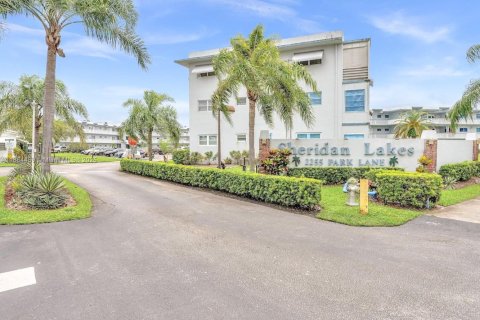 Condo in Hollywood, Florida, 1 bedroom  № 2054328