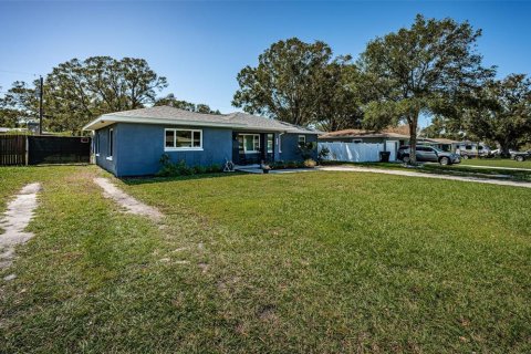 House in Clearwater, Florida 3 bedrooms, 138.05 sq.m. № 1628540 - photo 4