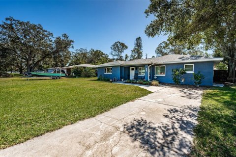 House in Clearwater, Florida 3 bedrooms, 138.05 sq.m. № 1628540 - photo 3