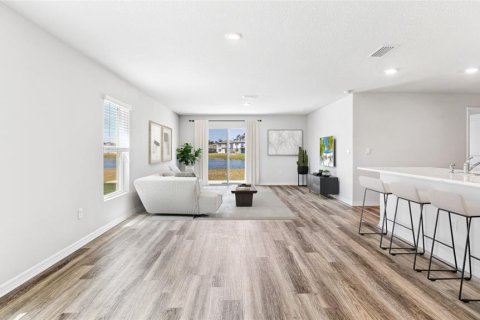 Casa en venta en Lakewood Ranch, Florida, 5 dormitorios, 227.33 m2 № 1771845 - foto 2