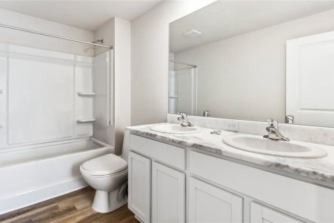 Casa en venta en Lakewood Ranch, Florida, 5 dormitorios, 227.33 m2 № 1771845 - foto 21