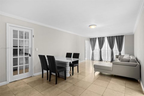 Купить кондоминиум в Авентура, Флорида 2 спальни, 116.22м2, № 1946036 - фото 1