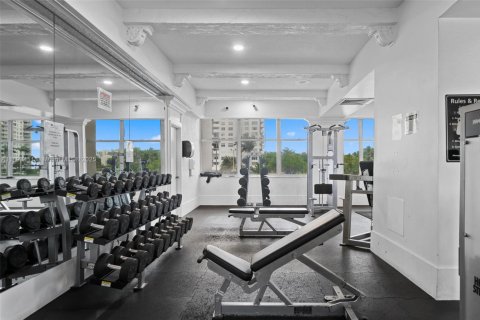 Купить кондоминиум в Авентура, Флорида 2 спальни, 116.22м2, № 1946036 - фото 25