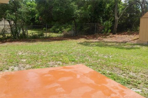 House in Deltona, Florida 3 bedrooms, 114.83 sq.m. № 1913437 - photo 18