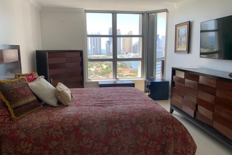 Condominio en alquiler en Aventura, Florida, 2 dormitorios, 109.72 m2 № 1950057 - foto 8