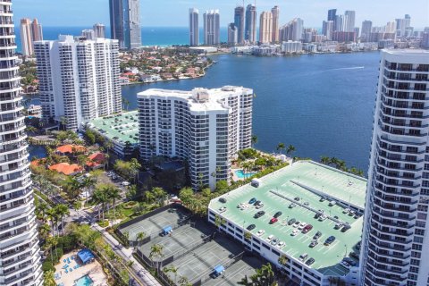 Condominio en alquiler en Aventura, Florida, 2 dormitorios, 109.72 m2 № 1950057 - foto 28
