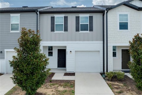Townhouse in Davenport, Florida 3 bedrooms, 137.5 sq.m. № 2208833