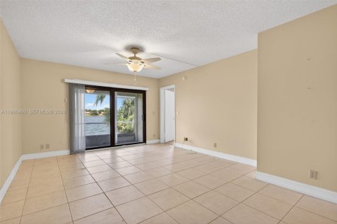 Condominio en venta en Margate, Florida, 2 dormitorios, 75.72 m2 № 2048717 - foto 16