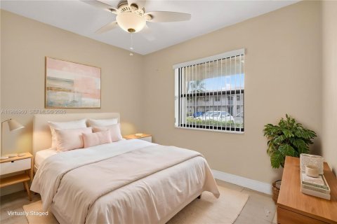 Condominio en venta en Margate, Florida, 2 dormitorios, 75.72 m2 № 2048717 - foto 18
