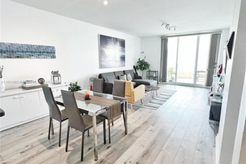 Condo in Aventura, Florida, 2 bedrooms  № 1814600 - photo 16