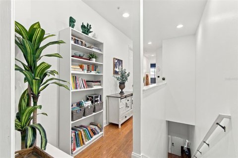 Adosado en venta en Tampa, Florida, 3 dormitorios, 188.5 m2 № 2385577 - foto 28