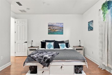 Adosado en venta en Tampa, Florida, 3 dormitorios, 188.5 m2 № 2385577 - foto 22