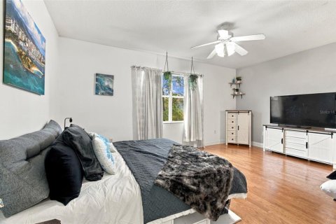 Adosado en venta en Tampa, Florida, 3 dormitorios, 188.5 m2 № 2385577 - foto 24