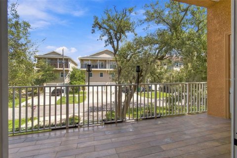 Adosado en venta en Tampa, Florida, 3 dormitorios, 188.5 m2 № 2385577 - foto 7