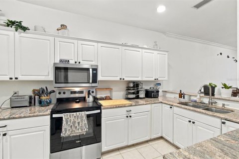 Adosado en venta en Tampa, Florida, 3 dormitorios, 188.5 m2 № 2385577 - foto 11