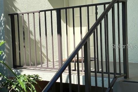 Copropriété à louer à Tierra Verde, Floride: 2 chambres, 77.57 m2 № 2220996 - photo 2