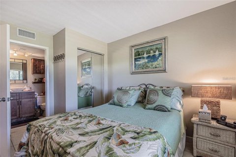 Copropriété à louer à Tierra Verde, Floride: 2 chambres, 77.57 m2 № 2220996 - photo 15