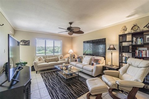Copropriété à louer à Tierra Verde, Floride: 2 chambres, 77.57 m2 № 2220996 - photo 3