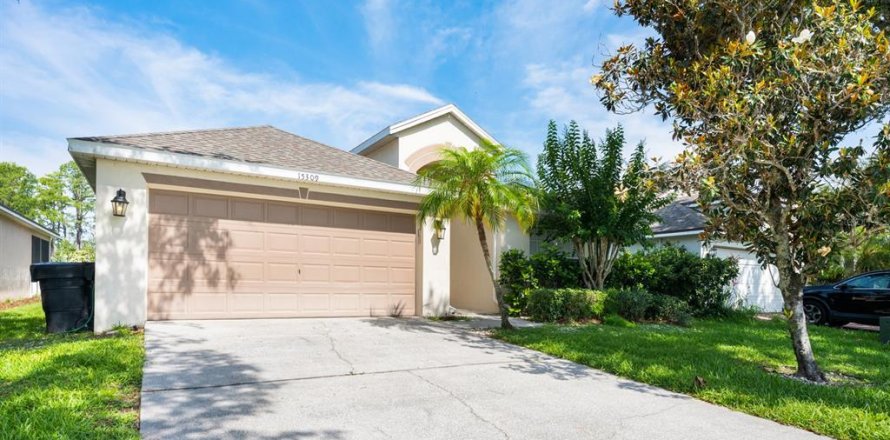 Casa en Clermont, Florida 4 dormitorios, 155.43 m2 № 1767483