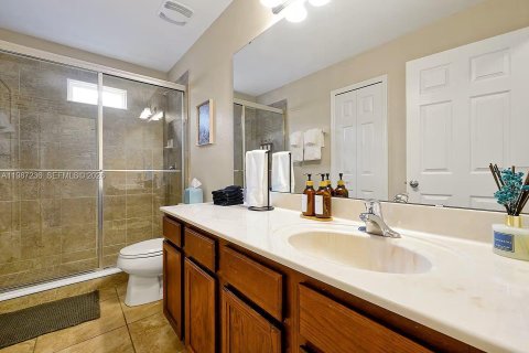 Купить виллу или дом в Киссимми, Флорида 5 спален, № 2049618 - фото 15