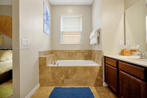 Купить виллу или дом в Киссимми, Флорида 5 спален, № 2049618 - фото 17