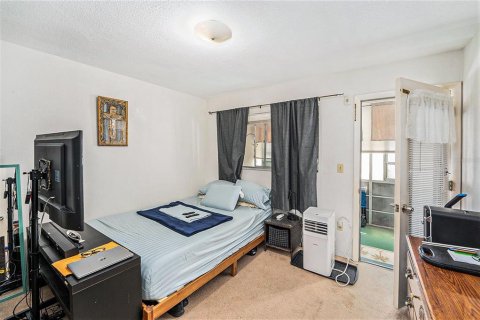 Condo in Seminole, Florida, 2 bedrooms  № 1876396 - photo 9