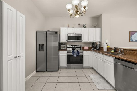Townhouse in Kissimmee, Florida 3 bedrooms, 133.78 sq.m. № 1717243 - photo 21